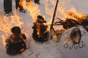 Effigy Burning Oyunu