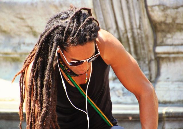 Rasta Saçlı Erkek