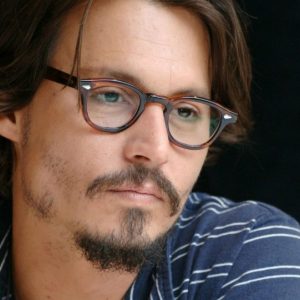Johnny Depp Seyrek Sakal Modeli